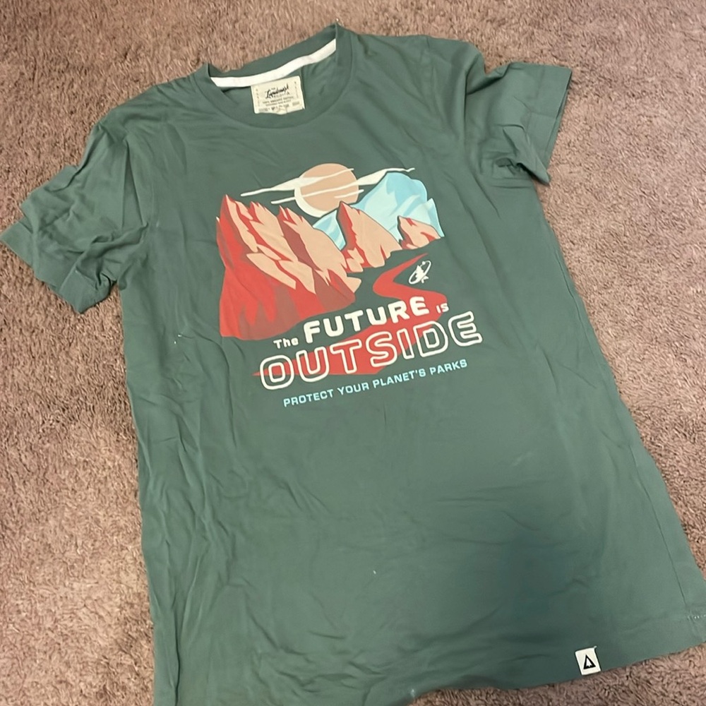 REI shirt